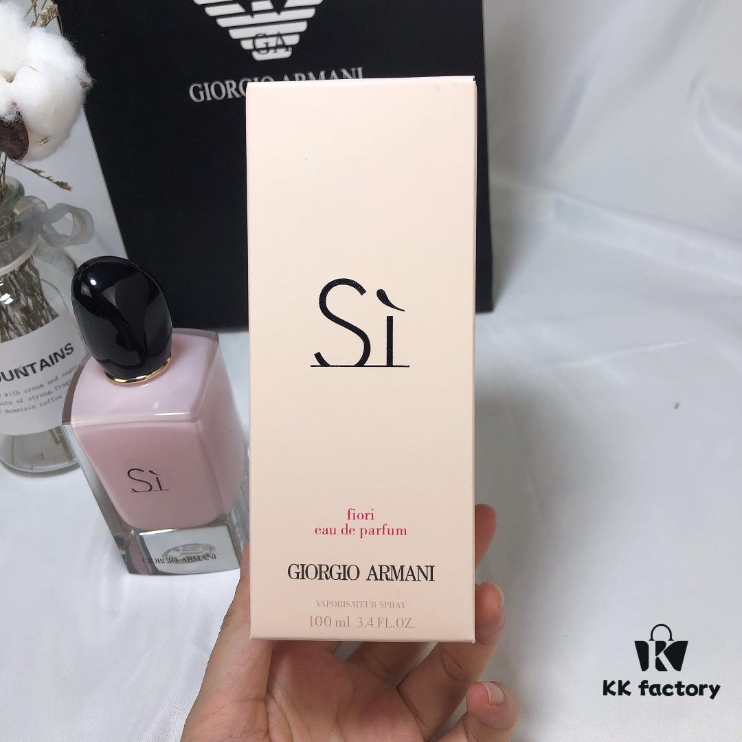 6931b02bccd8ab3d7afa40e7 Giorgio Armani Si Fiori Pink Love Floral Fragrance 100ml