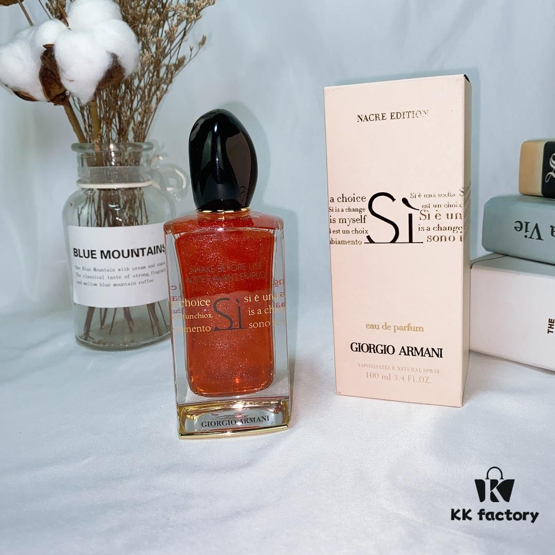 6931f4493a89a121ed546218 Armani Counter Exclusive Gold Limited Love Myself (Flowing Sand) 100ml