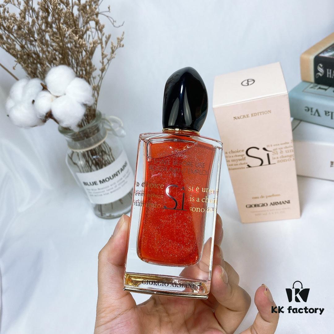 6931f4493a89a121ed54621a Armani Counter Exclusive Gold Limited Love Myself (Flowing Sand) 100ml