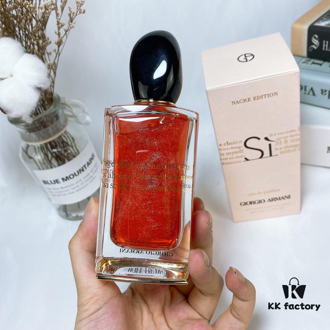 6931f4493a89a121ed54621e Armani Counter Exclusive Gold Limited Love Myself (Flowing Sand) 100ml