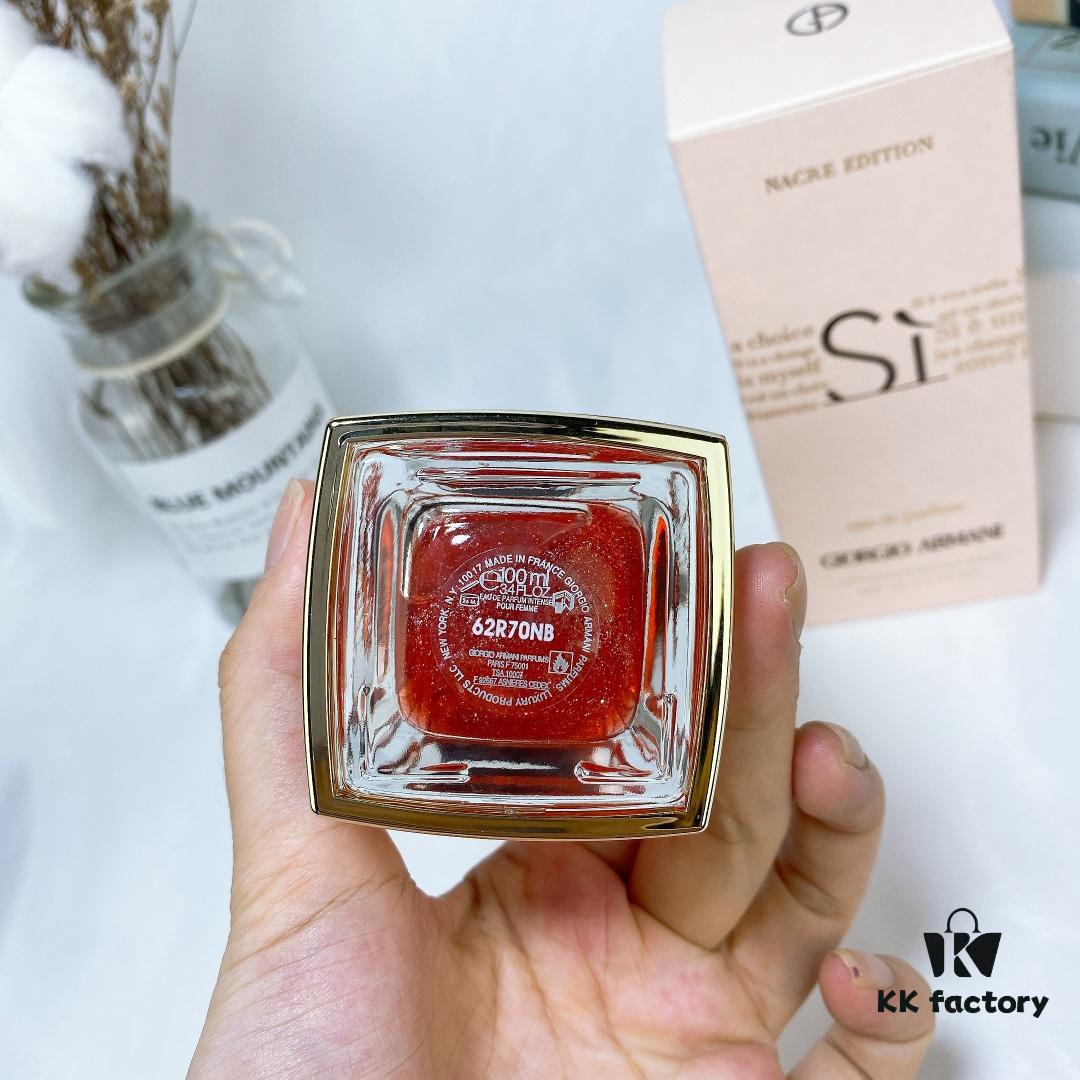 6931f4493a89a121ed54621f Armani Counter Exclusive Gold Limited Love Myself (Flowing Sand) 100ml