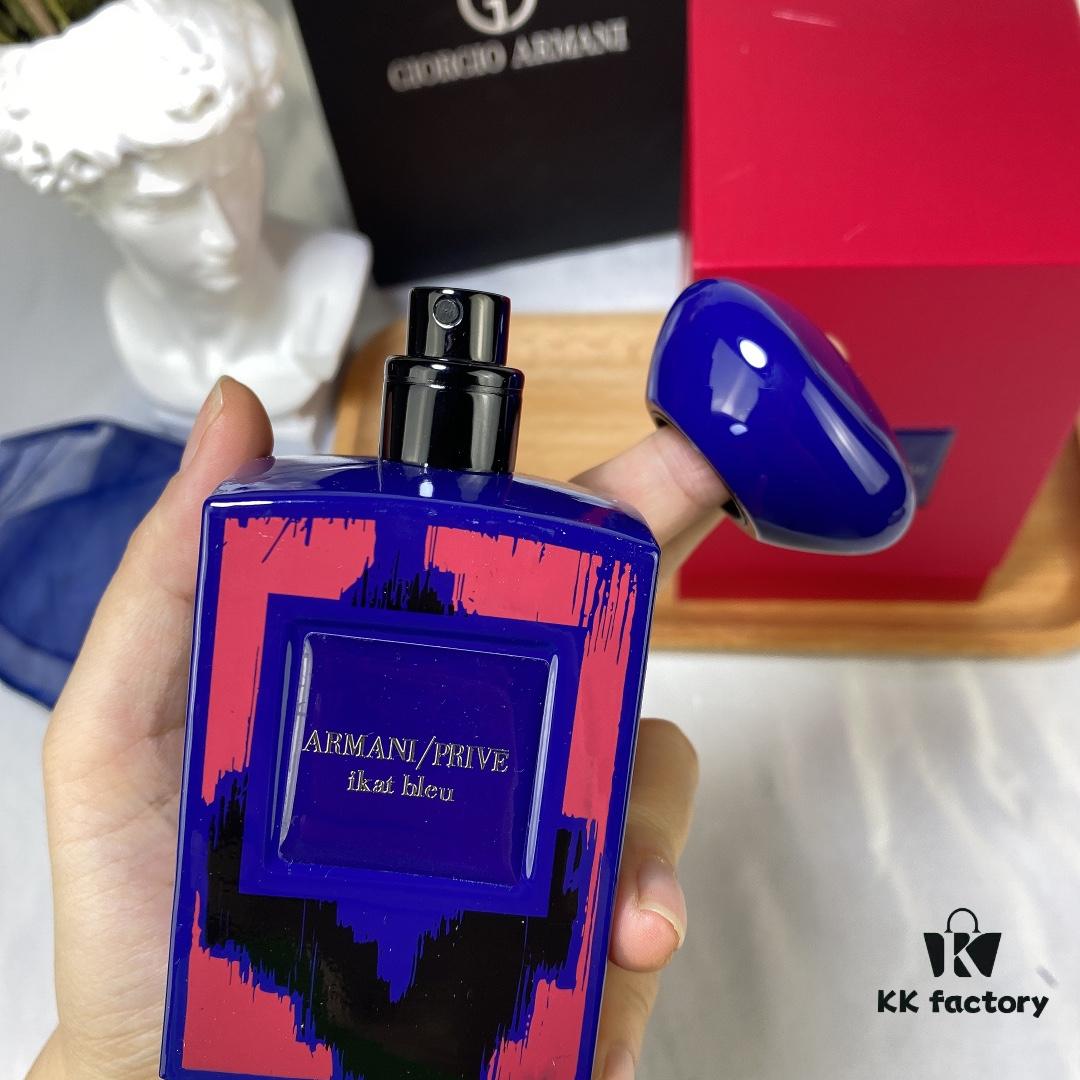 6931f44a3a89a121ed546236 Red Box Spicy Ikat Bleu 100ml, Armani Arman Privé Ikat Bleu 2020