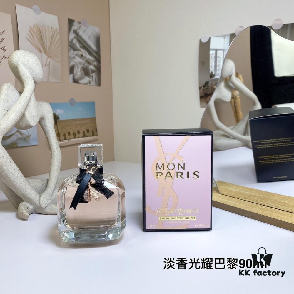 6931f4583a89a121ed5462ee YSL Saint Laurent Mon Paris Eau de Toilette Luminous 90ml