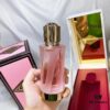6931f4863a89a121ed54654c Versace 2020 New Pink Bottle Rose Perfume 100ml, Premium Wooden Box Packaging