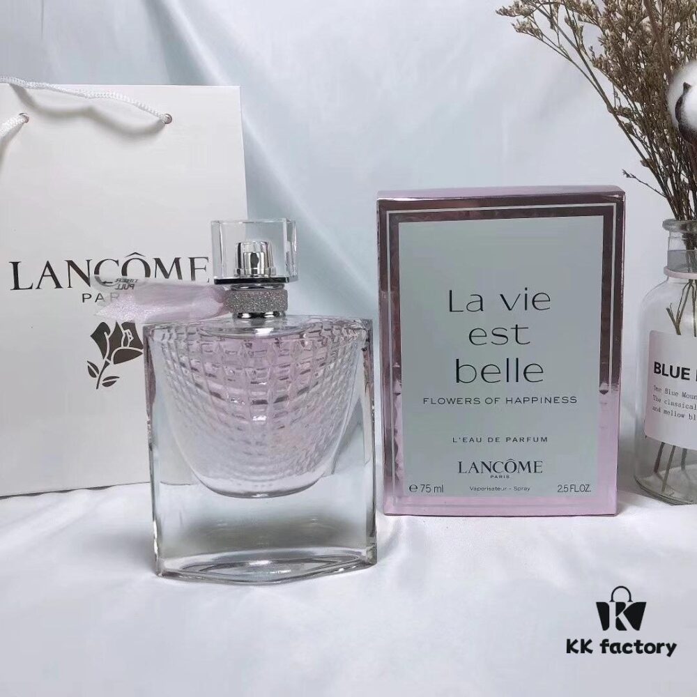 6931f48d3a89a121ed54659c Lancome La Vie Est Belle Flowers of Happiness, 2018 - Floral Fruity Fragrance for Women