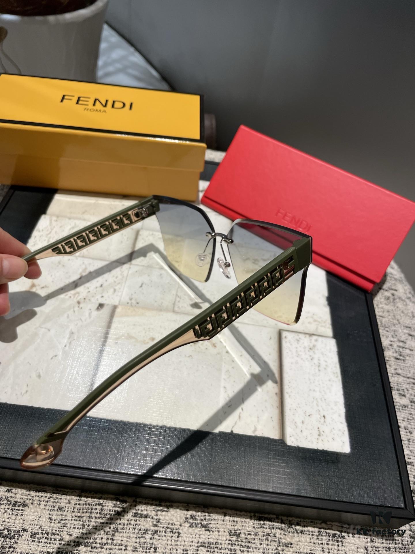 Fendi💌 Polarized Resin Sunglasses😎 New Style Chanel-Inspired Sun Glasses Reduce Glare🥰 Block Harmful Light and Radiation😊 Essential for Travel, Outings, and Stylish Outfits🌸 Suitable for Driving as Well🧐 Brand Philosophy - Trends Come and Go, but Style Remains Eternal🥳 6115 Eyewear Sunglasses