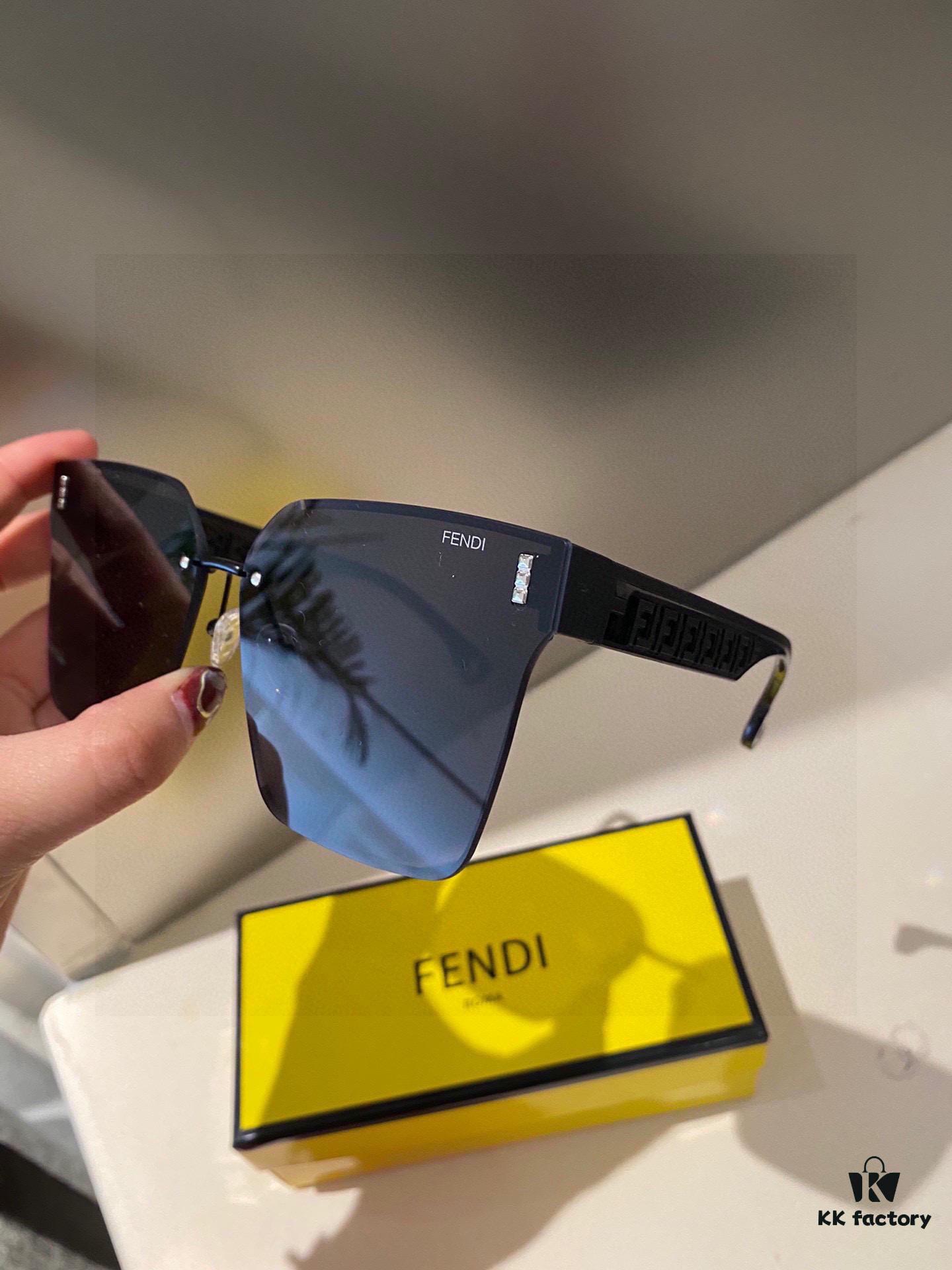 Fendi💌 Polarized Resin Sunglasses😎 New Style Chanel-Inspired Sun Glasses Reduce Glare🥰 Block Harmful Light and Radiation😊 Essential for Travel, Outings, and Stylish Outfits🌸 Suitable for Driving Too🧐 Brand Philosophy - Trends Come and Go, but Style Remains Eternal🥳 6115 Eyewear Sunglasses