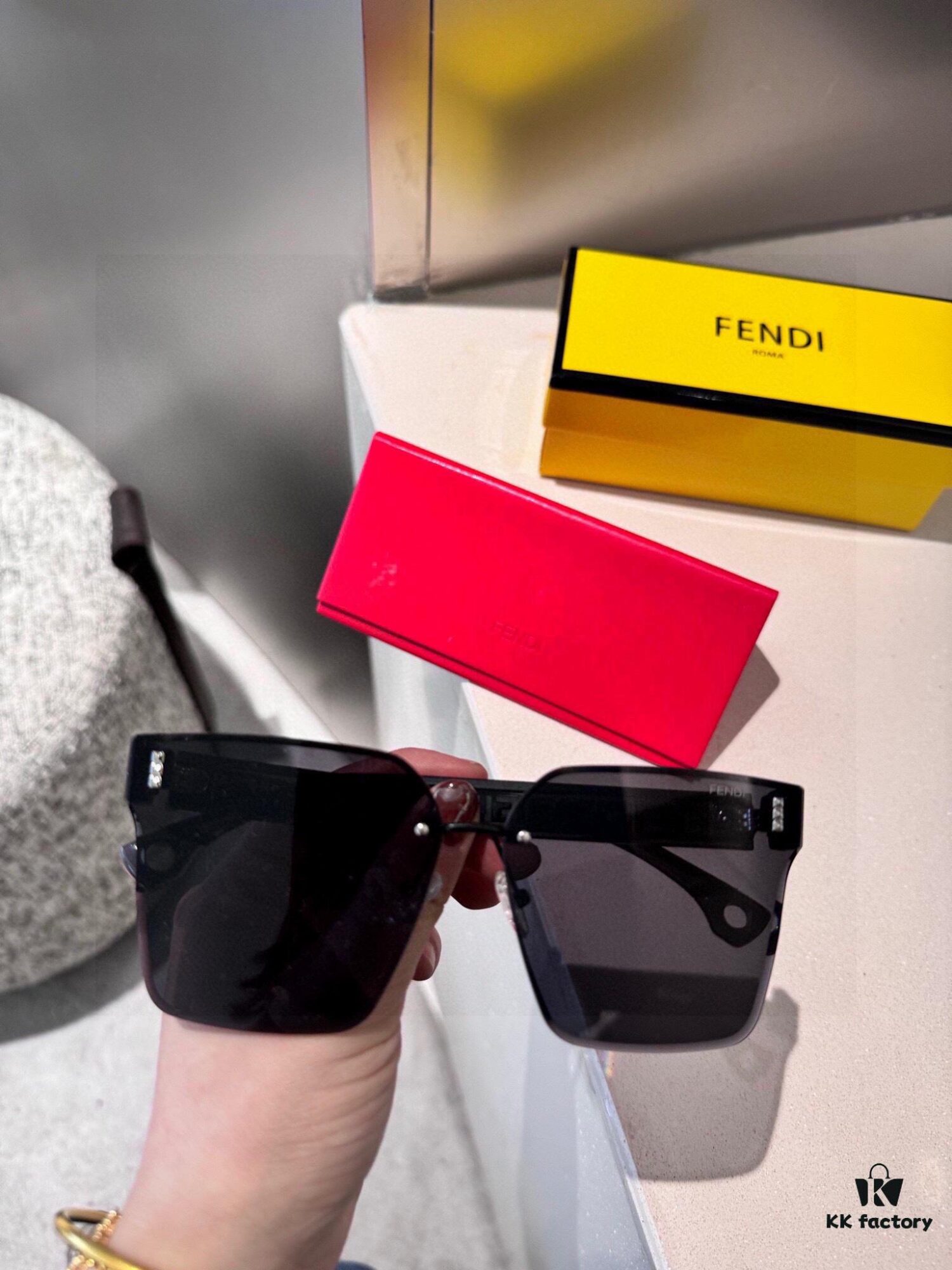 6931f4a13a89a121ed5466c8 Fendi💌 Polarized Resin Sunglasses😎 New Fashion Chic Sun Glasses Reduce Glare, Block Harmful Radiation, Essential for Travel and Daily Wear🌸 Ideal for Driving🧐 Brand Philosophy - Trends Come and Go, but Style Remains Forever🥳 6115 Eyewear