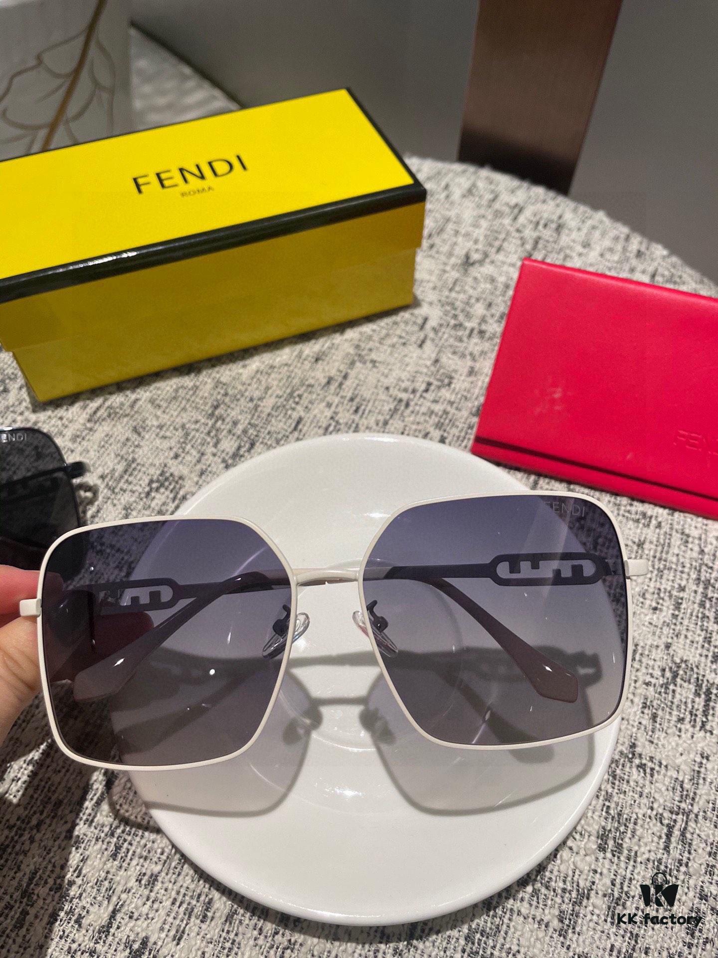 6931f4a63a89a121ed54670f Fendi Polarized Series 2024 New Arrival Polarized Sunglasses, Multiple Styles