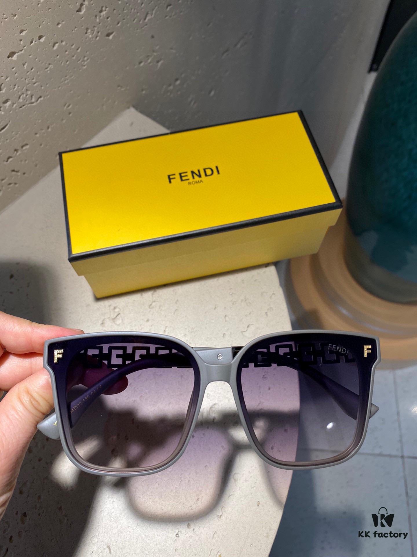 6931f4aa3a89a121ed546749 Fendi Polarized Metal Women's Sunglasses