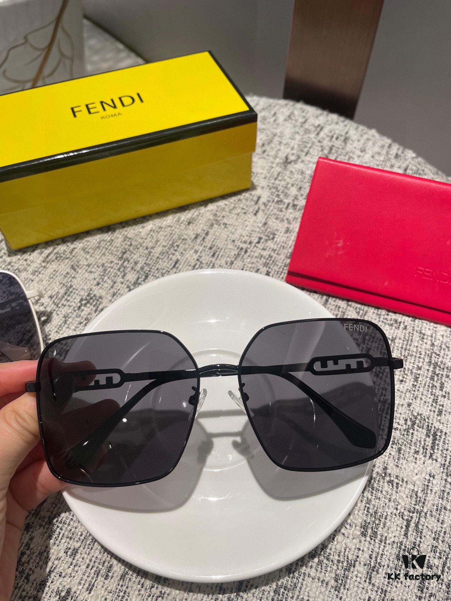 6931f4ae3a89a121ed54678e Fendi Polarized Series 2024 New Arrival Polarized Sunglasses, Multiple Styles