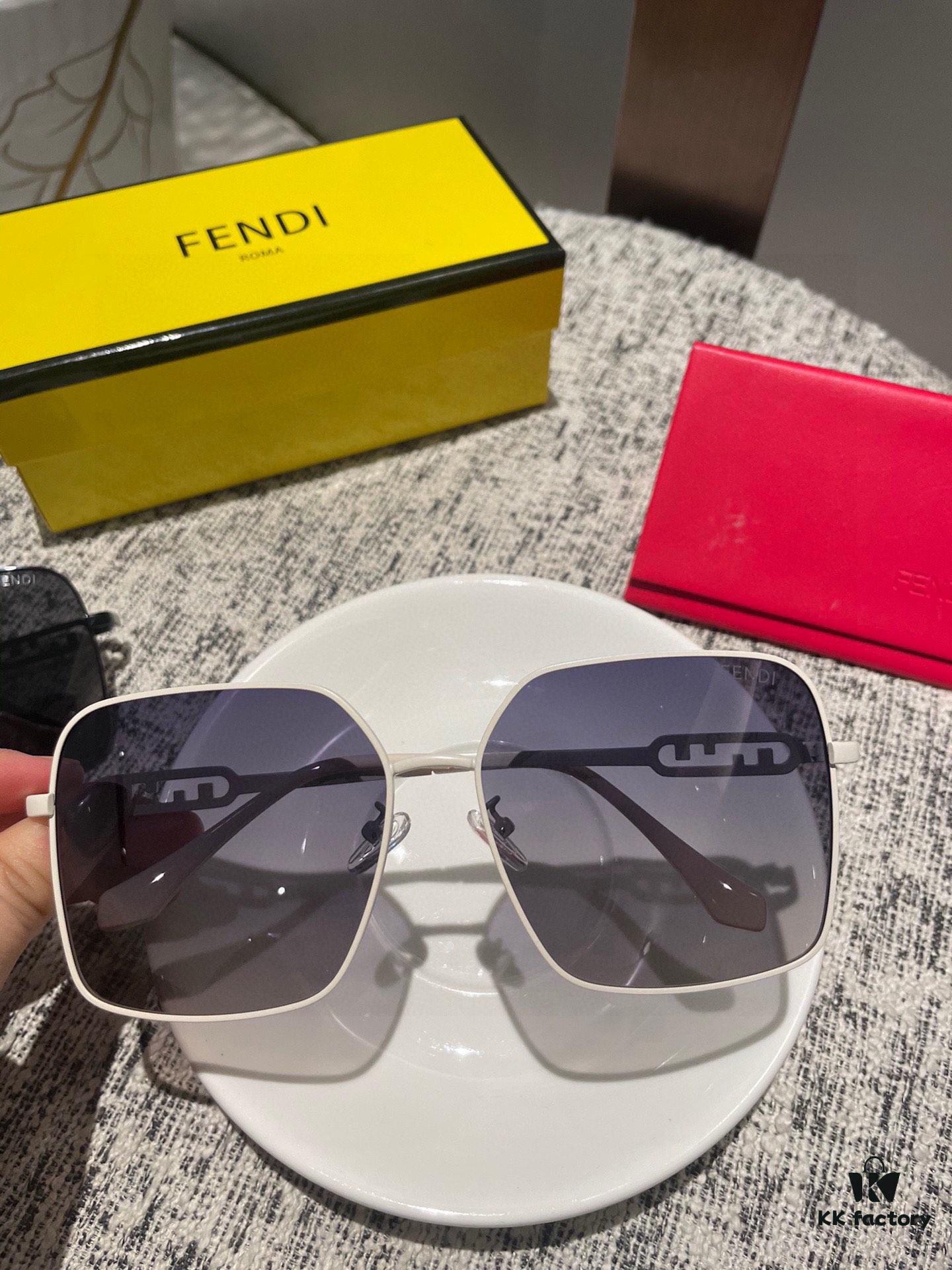 6931f4ae3a89a121ed54678f Fendi Polarized Series 2024 New Arrival Polarized Sunglasses, Multiple Styles