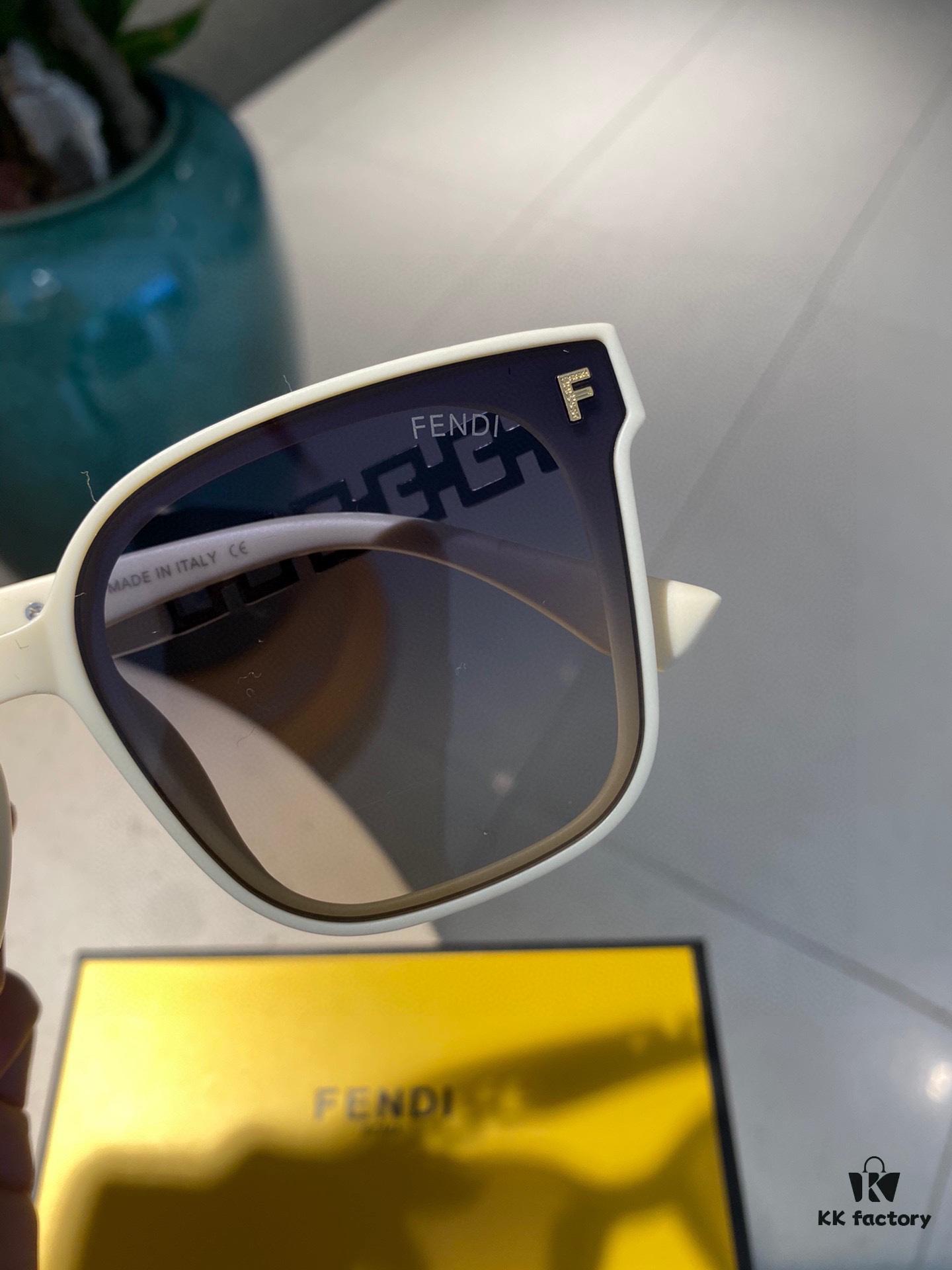 6931f4b13a89a121ed5467ba Fendi Polarized Metal Women's Sunglasses