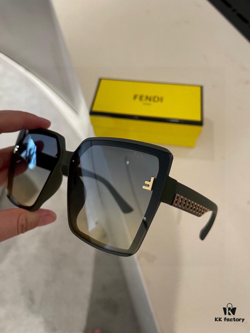 6931f4b63a89a121ed546802 Fendi💌Polaroid Resin Sunglasses😎New Arrival Chic Sun Glasses Reduce Glare🥰Block Harmful Light and Radiation😊Essential for Travel and Outfit Pairing🌸Great for Driving Too🧐Brand Philosophy - Trends Come and Go, but Style Remains🥳2952 Eyewear Sunglasses