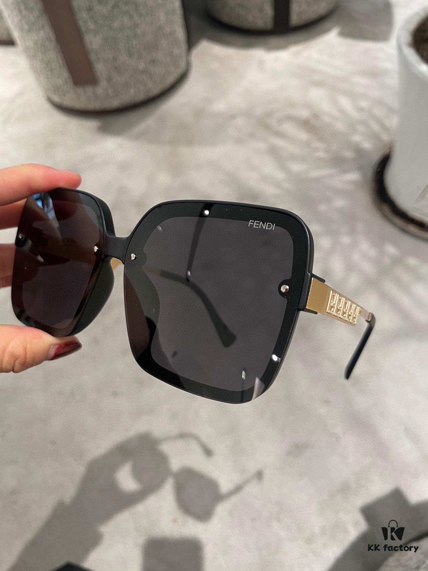 6931f4bb3a89a121ed546852 Fendi Women's Polarized Sunglasses 🕶️ Fashionable Face-Framing Designer Style Recommended Live Stream Item (6071)