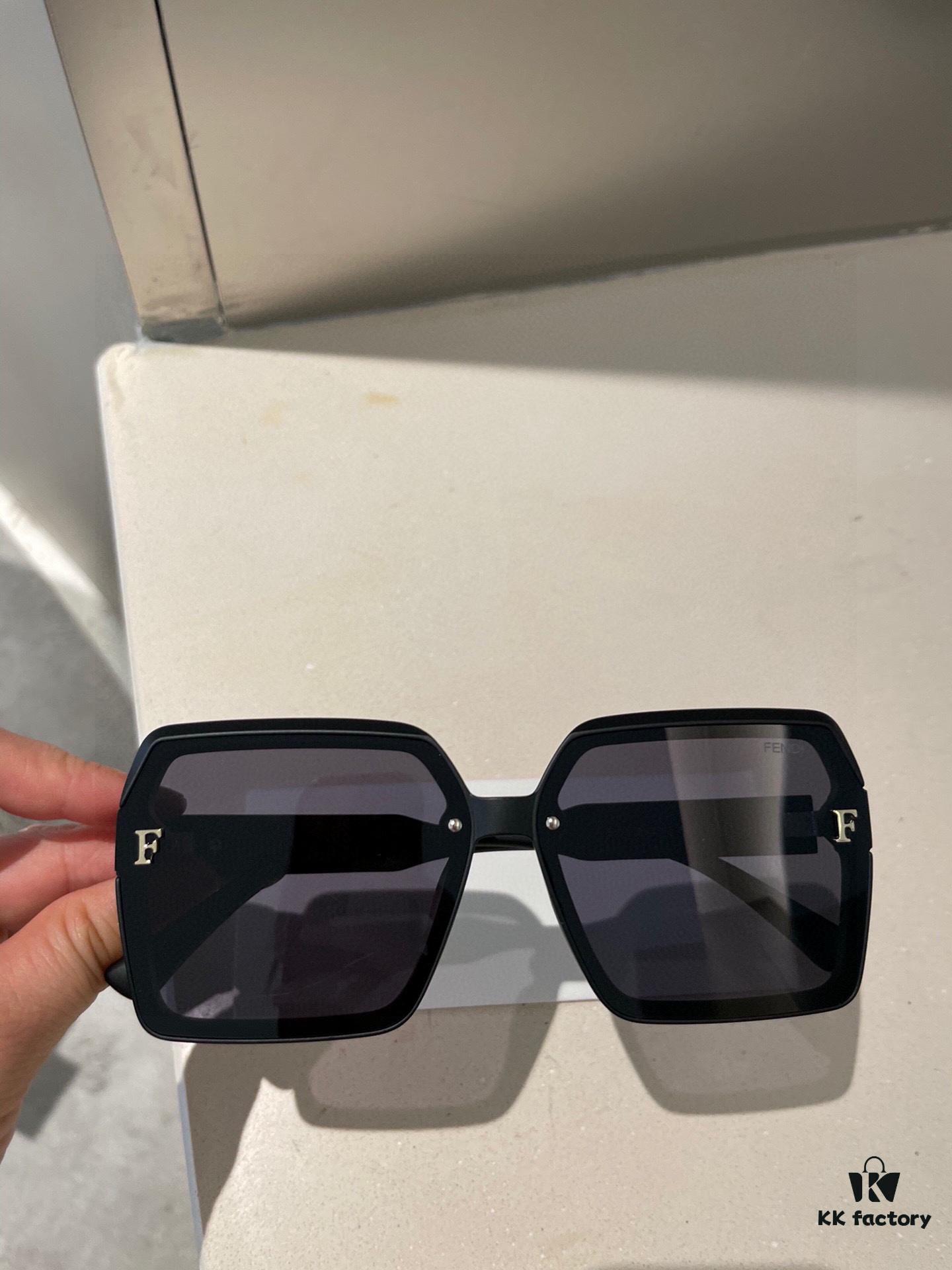 6931f4c93a89a121ed546927 Fendi💌Polaroid Resin Polarized Sunglasses😎New Fashion Chic Sun Glasses to Reduce Glare🥰Block Harmful Light and Radiation😊Essential for Travel, Outfits, and Driving🧐Brand Philosophy - Trends Come and Go, but Style Remains🥳