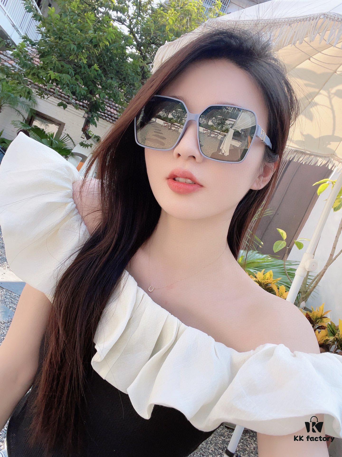 6931f4d43a89a121ed5469ca Fendi Women's Polarized Sunglasses 🕶️ Fashionable Face-Framing Designer Style, Trendy Look, Live Stream Recommended Model (6109) Eyewear