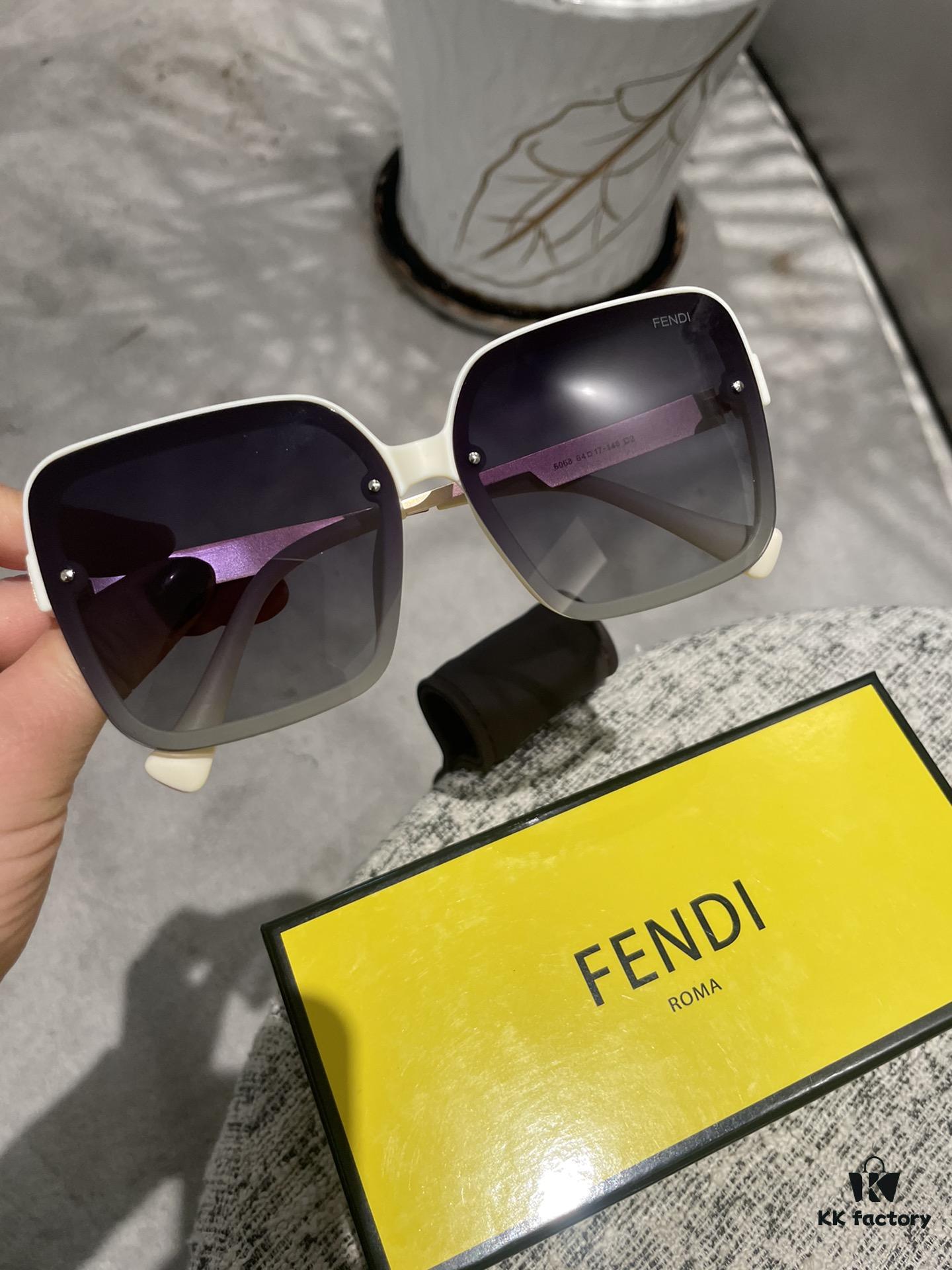 Fendi Women's Polarized Sunglasses 🕶️ Fashionable Face-Framing Luxury Style Trendy Look Live Stream Recommended Model (6071)