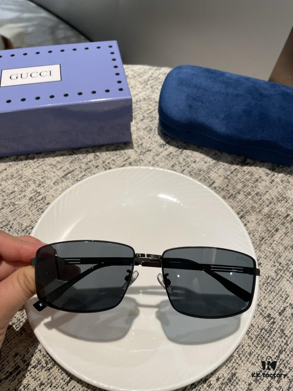 6931f4e53a89a121ed546ac1 High-Quality Gucci Men's Polarized Sunglasses