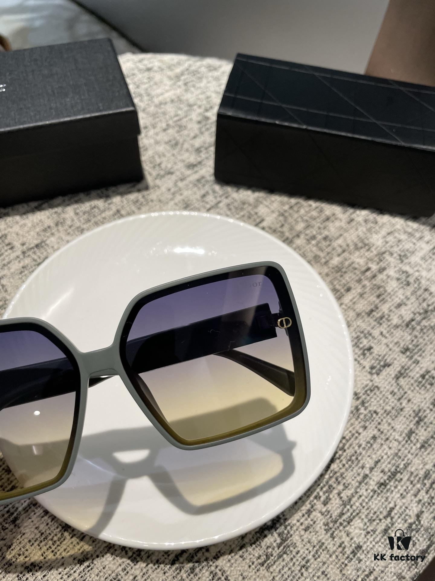 6931f4e53a89a121ed546ac8 Gucci Polarized Series 2025 New Arrival Polarized Sunglasses, Multiple Styles