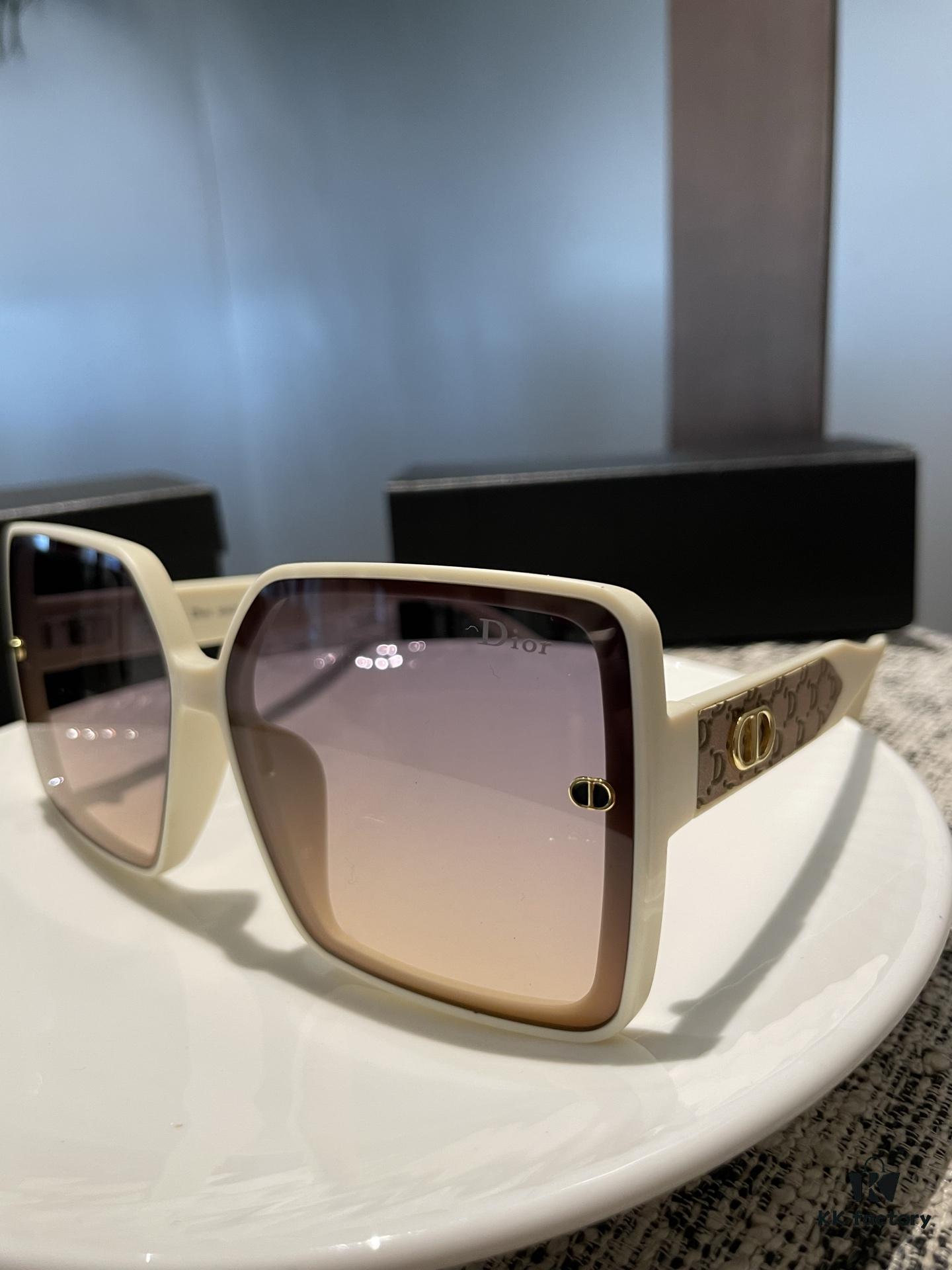 6931f4e63a89a121ed546ad3 Gucci Polarized Series 2025 New Arrival Polarized Sunglasses, Multiple Styles