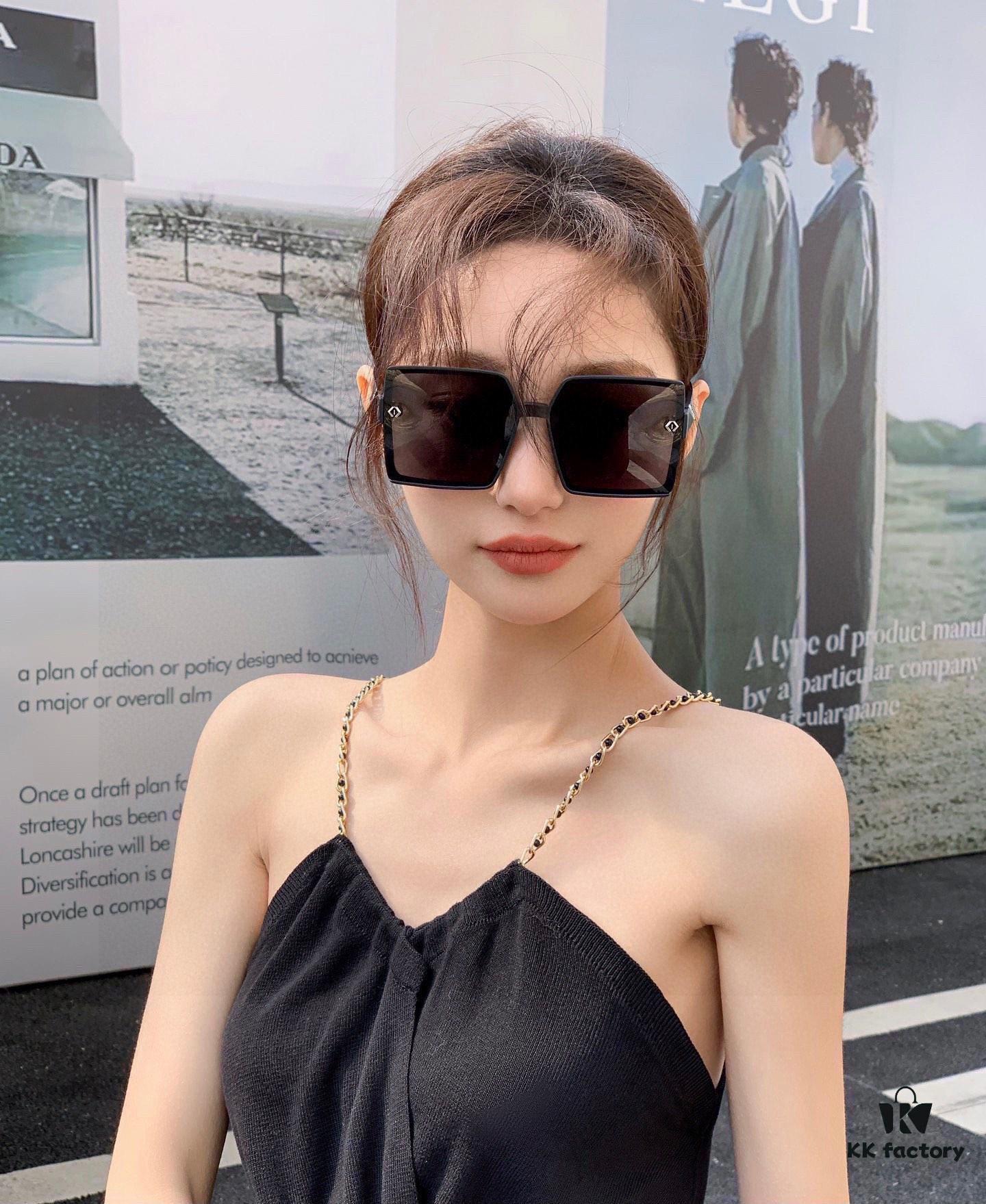 6931f4ff3a89a121ed546c34 Dior Women's Oversized Sunglasses with HD Polarized Lenses, Flattering Slimming Design, Fashionable and Trendy Style, Popular Choice for Influencers and Live Streaming (7819)