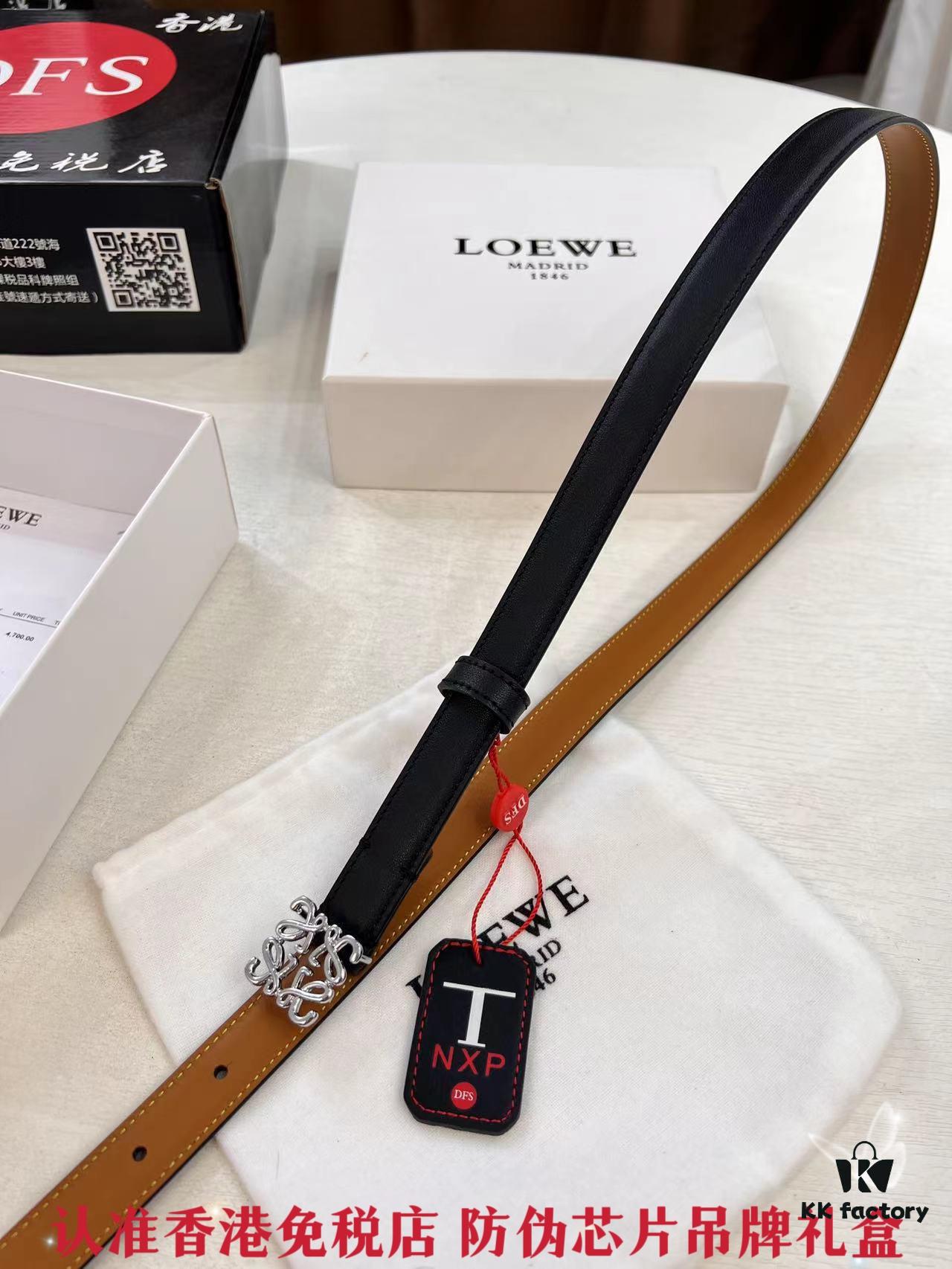 6931f5023a89a121ed546c61 Loewe Hong Kong Duty-Free T Gift Box 🎁 (NXP Tag with Website-Verifiable Authenticity Chip)