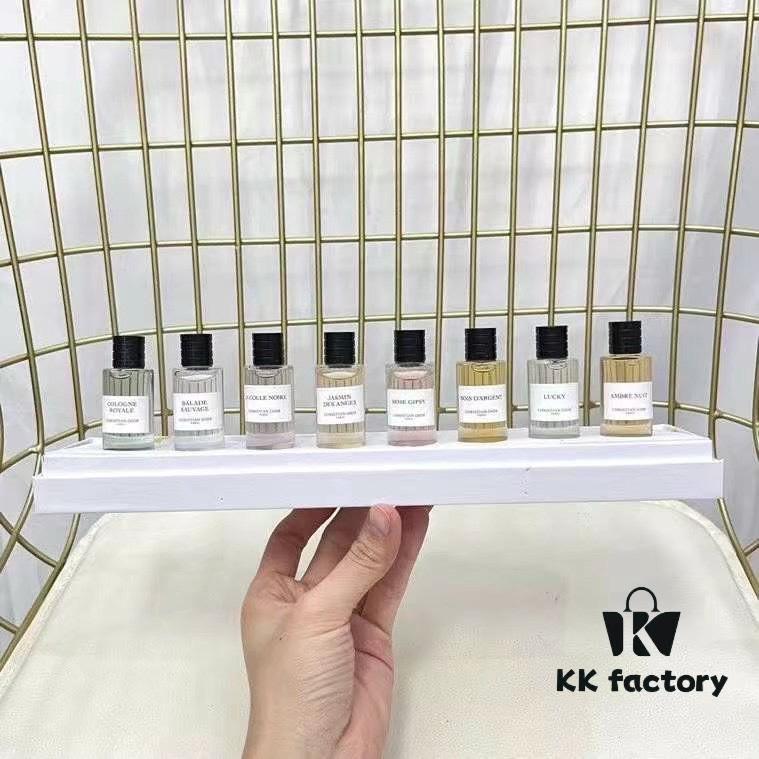 6931f5433a89a121ed546f61 Dior Collection Perfume Sample Set of 8 Pieces – 7.5ml Each, No Spray Nozzles, With Chinese Labels, In Stock