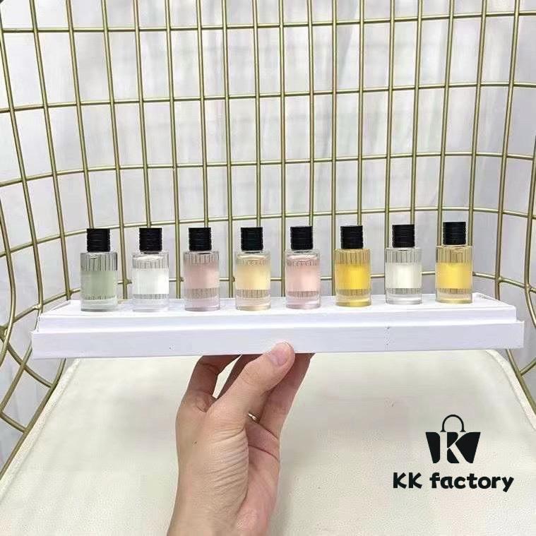 6931f5433a89a121ed546f62 Dior Collection Perfume Sample Set of 8 Pieces – 7.5ml Each, No Spray Nozzles, With Chinese Labels, In Stock