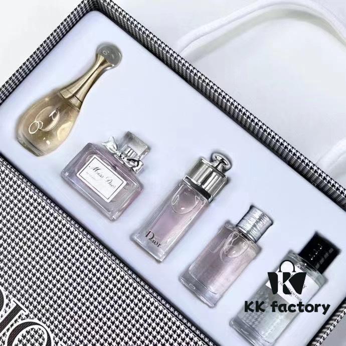 6931f5443a89a121ed546f79 Dior Check Pattern Vintage Perfume Sample 7.5ml Three-Piece Set
