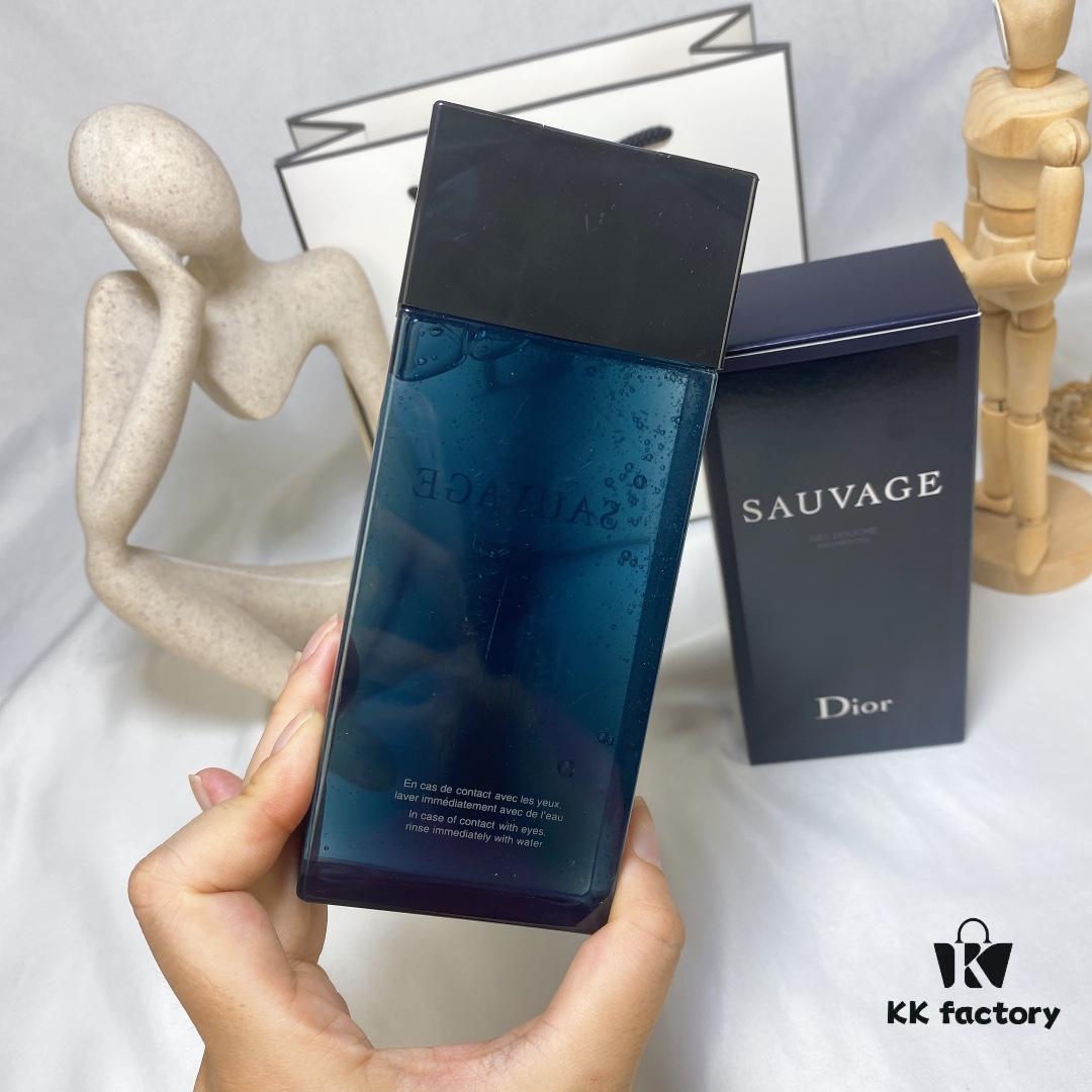 Dior Sauvage Men's Fragrance Shower Gel 200ML Refreshing and Moisturizing