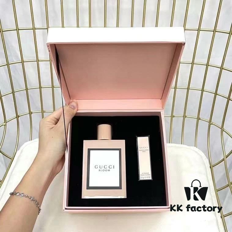 6931f55a3a89a121ed54708a Gucci Lipstick Perfume Set of Three: Gucci Bloom Perfume + Gucci Floral 25 Lipstick + Gucci Comb