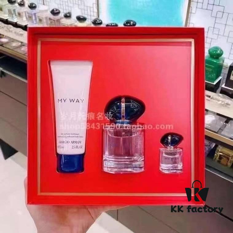 6931f5713a89a121ed547196 Giorgio Armani Fragranced Shower Set - Elegant Edition and Beloved Edition, each including 75ml body lotion, 50ml full-size perfume, and 7ml sample perfume