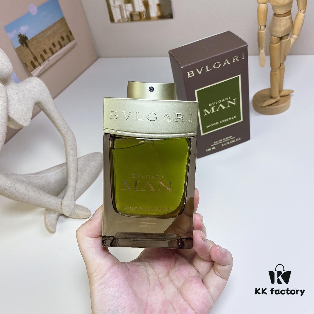6931f5863a89a121ed54729e Bvlgari Man Wood Essence - Green Forest (Urban Forest) 100ml