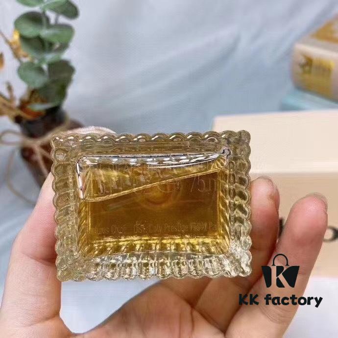 6931f5a33a89a121ed547400 Chloe Chloe Signature Yellow Ribbon Classic Women's Perfume Eau de Parfum (Yellow Ribbon)