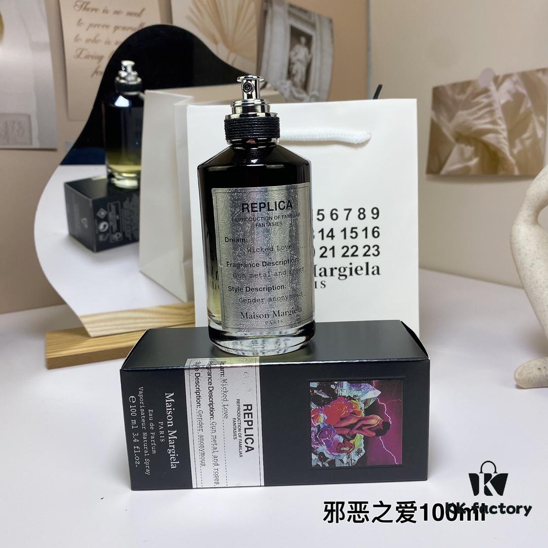 6931f5bf3a89a121ed547572 Wicked Love 2017 by Maison Martin Margiela, 100ml