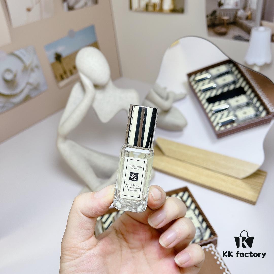 6931f5d73a89a121ed5476c3 Jo Malone Mini Perfume Set 9ml Five-Piece Christmas Limited Edition
