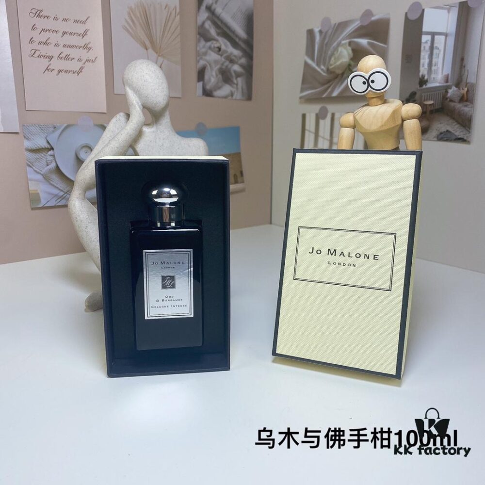 6931f5e33a89a121ed54775c Jo Malone Black Bottle Oud & Bergamot 100ml