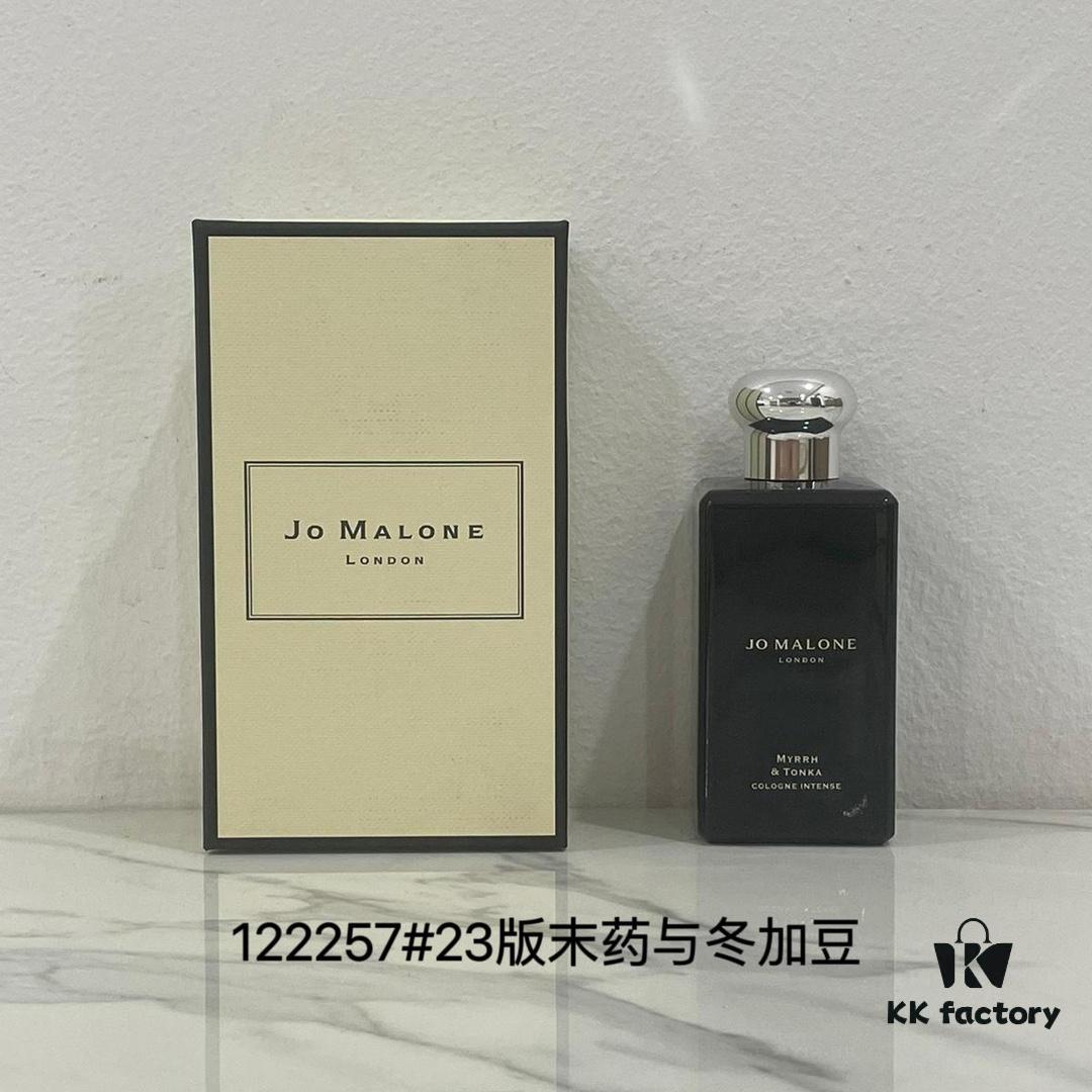 6931f5ee3a89a121ed5477e6 23 Edition Jo Malone Black Bottle 6 Scents: Black Amber & Ginger Lily, Velvet Rose & Oud, Oud & Bergamot, Jasmine & Marigold, Myrrh & Tonka, Vetiver & Vanilla