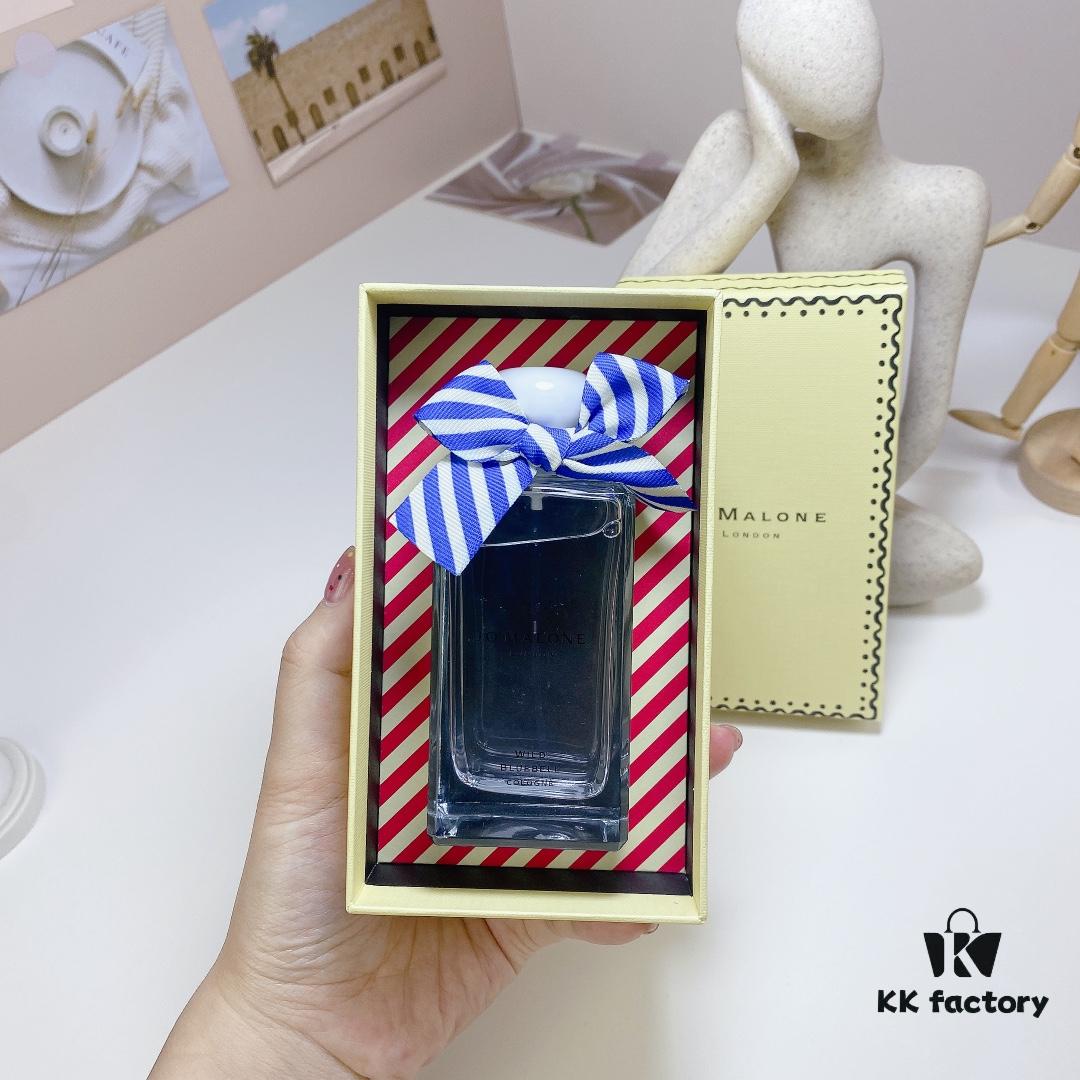 6931f5ee3a89a121ed5477e9 Jo Malone 2023 Christmas Limited Edition Wild Bluebell 100ml Fragrance Gift Set - Floral Green Scent