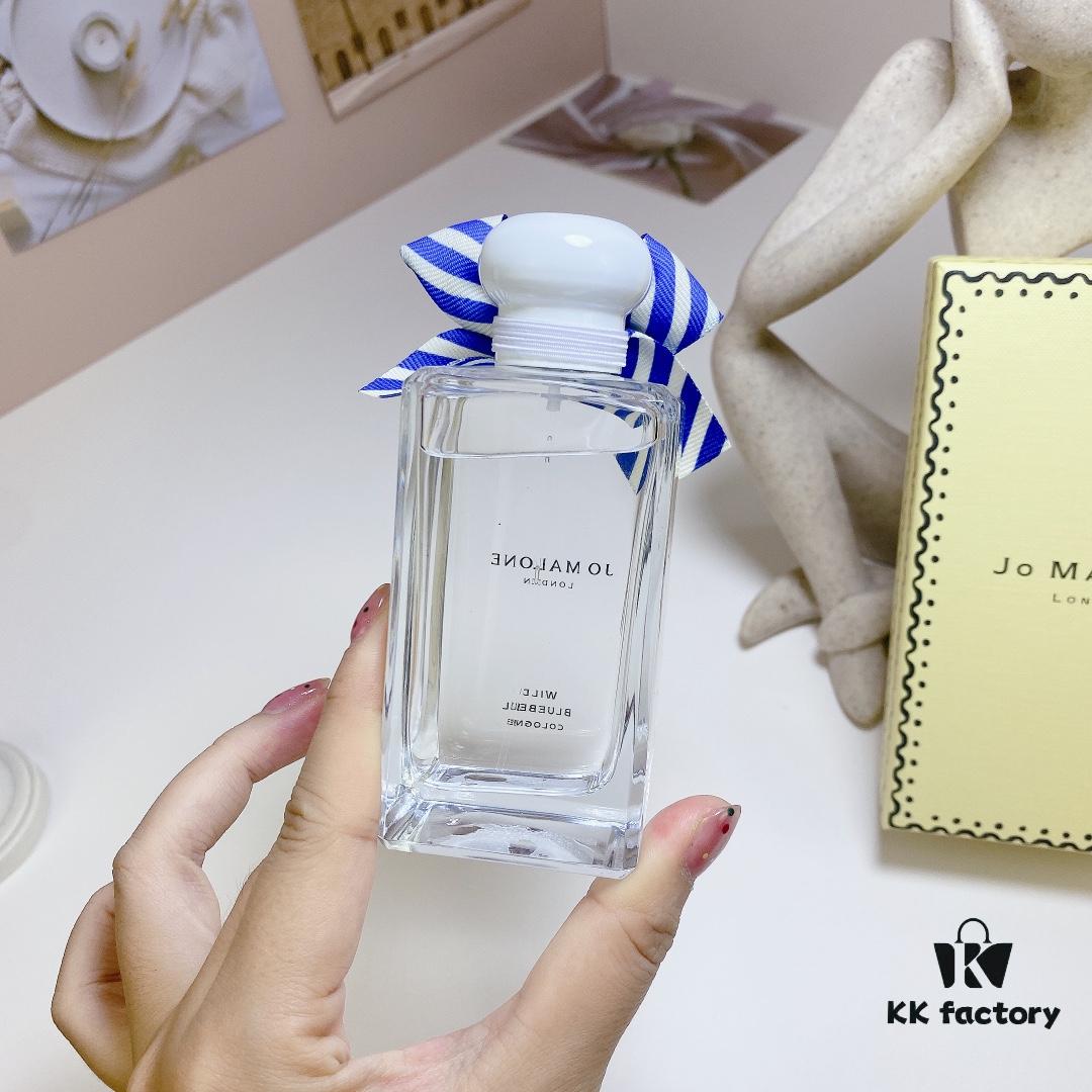 6931f5ee3a89a121ed5477ec Jo Malone 2023 Christmas Limited Edition Wild Bluebell 100ml Fragrance Gift Set - Floral Green Scent