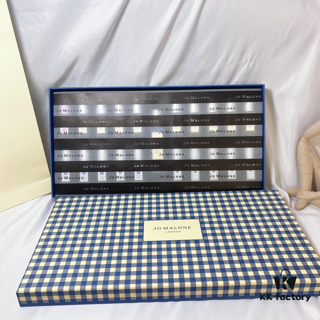6931f5fa3a89a121ed54787f Jo Malone 21-Piece Limited Edition Blue Plaid Collection with Retail Shopping Bag