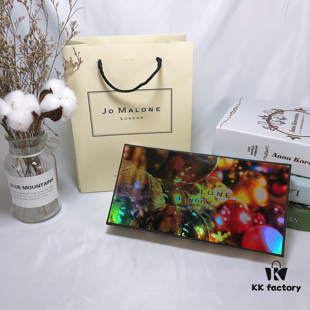 6931f5fd3a89a121ed5478b1 Jo Malone Counter New Christmas Edition Golden Set of 5 Fragrances 5×9ml