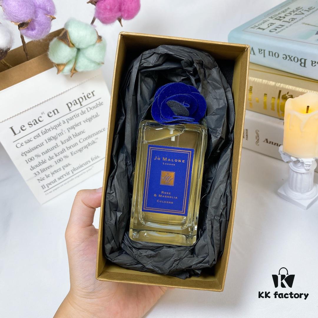 6931f6003a89a121ed5478dc Jo Malone London Limited Edition Christmas Perfume Rose & Magnolia 100ml 2019