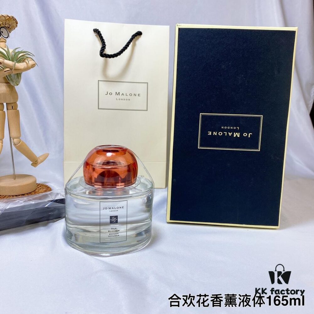 6931f6053a89a121ed547922 Jo Malone Limited Edition 165ml Mimosa Scented Candle with Fragrance Sticks