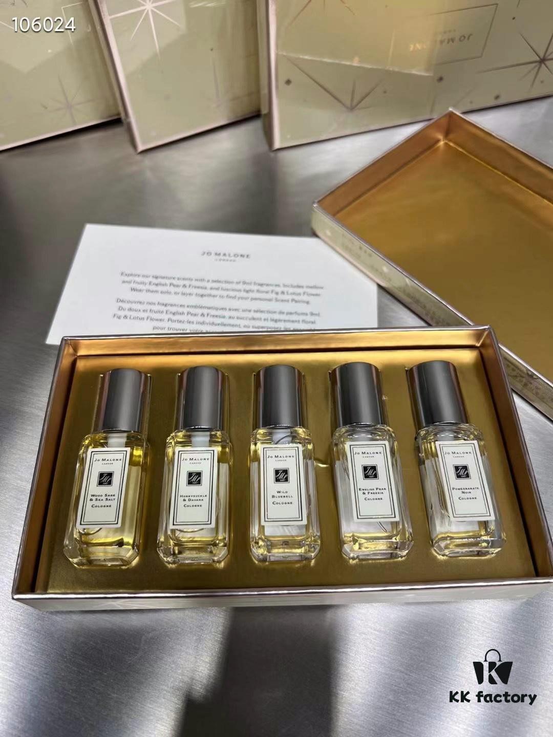 6931f6093a89a121ed547953 Jo Malone London Limited Edition Christmas Gift Set 2021 - 5 x 9ml Perfume Collection