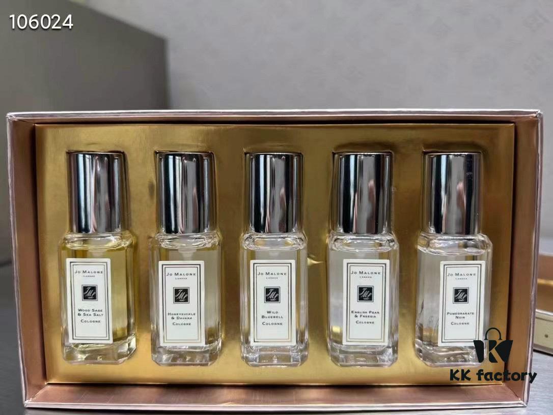 6931f6093a89a121ed547955 Jo Malone London Limited Edition Christmas Gift Set 2021 - 5 x 9ml Perfume Collection
