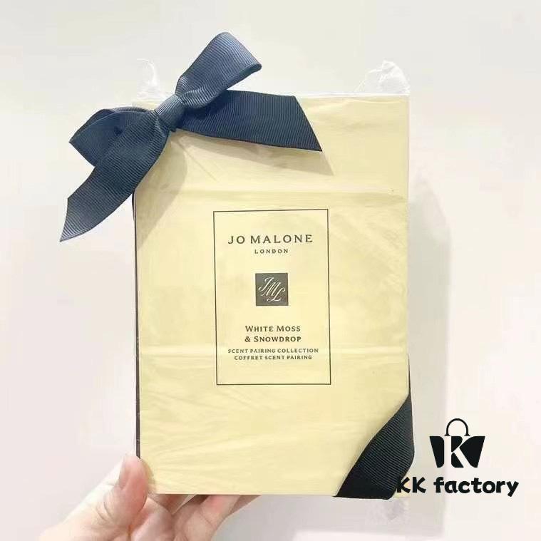 6931f60d3a89a121ed547995 Jo Malone London Perfume Gift Set Four-Piece with Gift Bag, including: 30ML White Moss & Snowbell, Mini English Pear & Freesia 9ML, Blackberry & Bay Leaf 9ML, Myrrh & Tonka 9ML