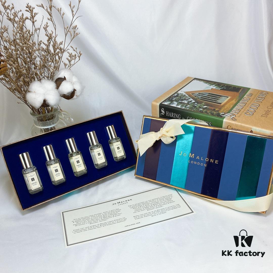 6931f60e3a89a121ed54799b Jo Malone Counter Exclusive Christmas Blue 5-Piece Set, Mini 9ml Each with Atomizer, ️ Authentic Hexagonal Sprayer, Scents: Lime, English Pear, Honeysuckle, Peony, Sea Salt