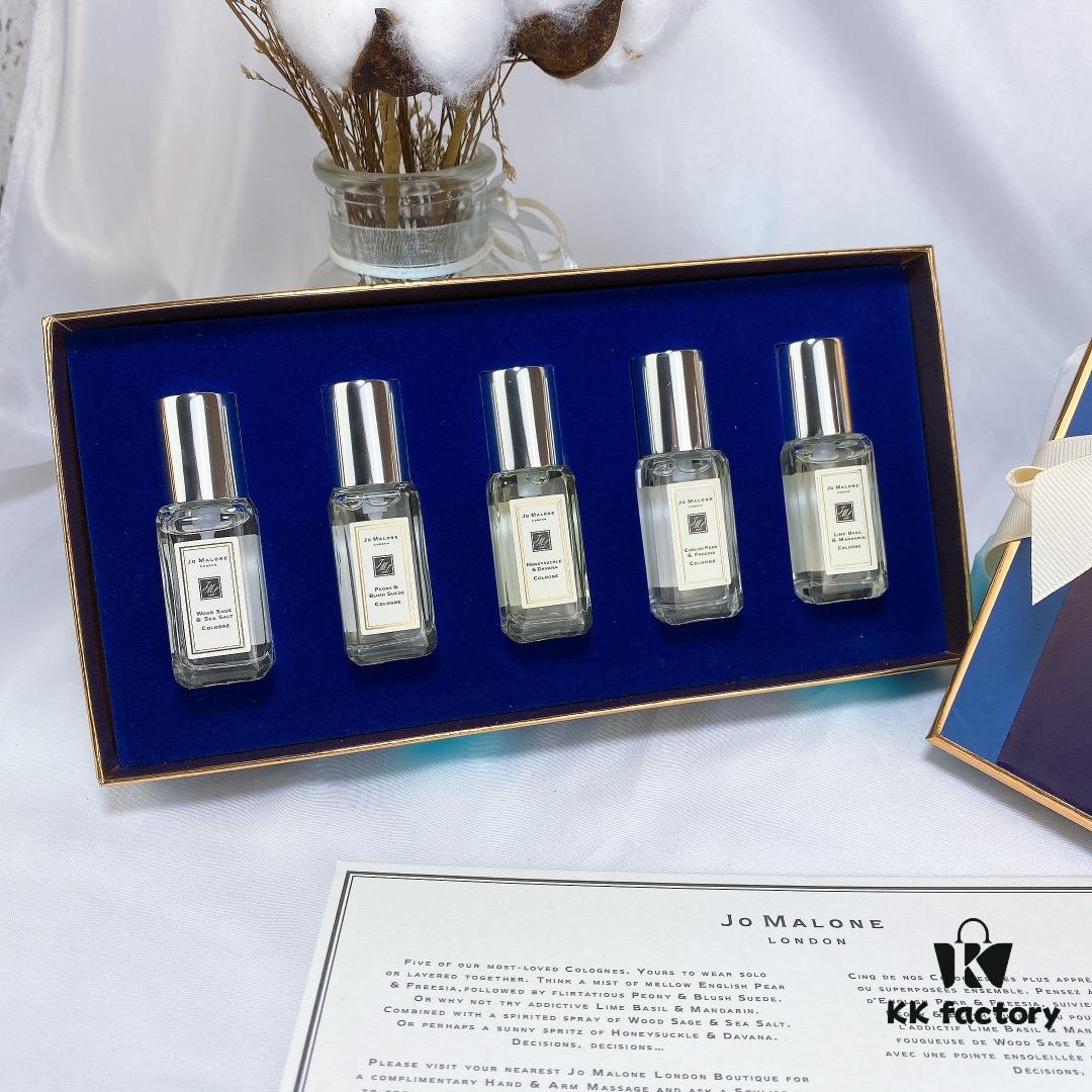 6931f60e3a89a121ed54799c Jo Malone Counter Exclusive Christmas Blue 5-Piece Set, Mini 9ml Each with Atomizer, ️ Authentic Hexagonal Sprayer, Scents: Lime, English Pear, Honeysuckle, Peony, Sea Salt